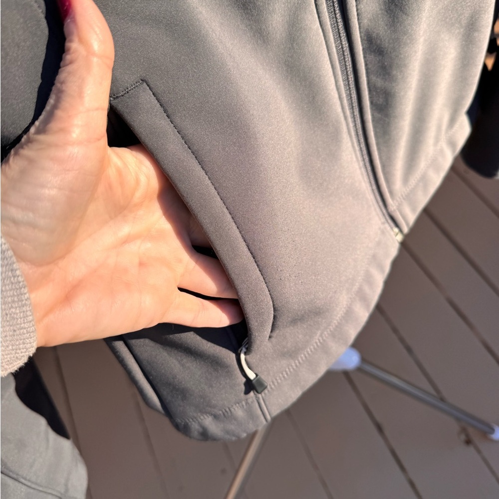 North Face Women’s Gray Apex Softshell Warm Zip Up Jacket Size Small Petite - Picture 6 of 16